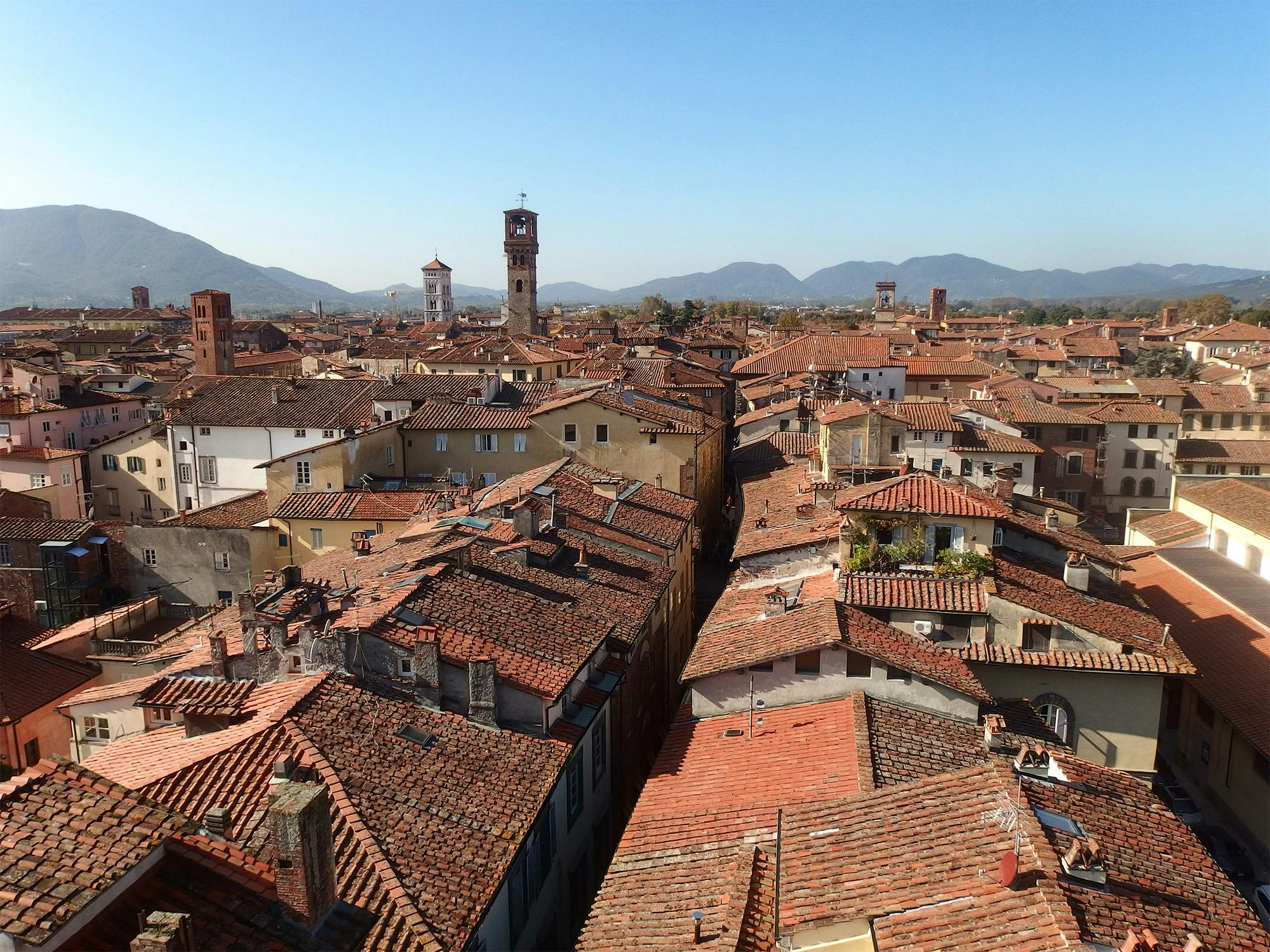 Veduta del centro stortico di Lucca