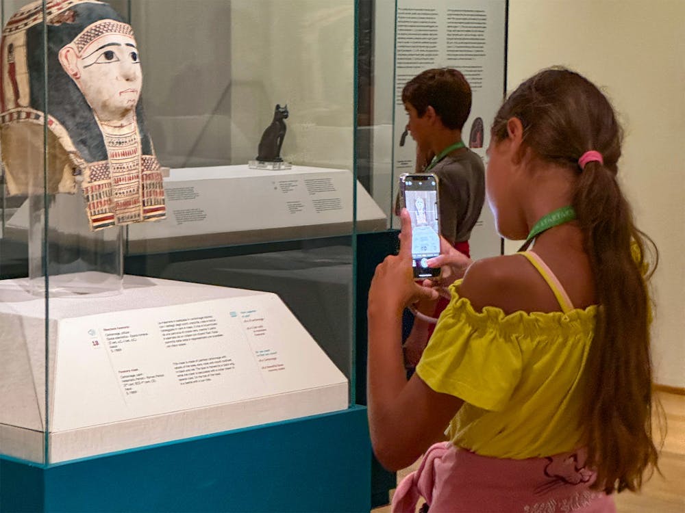 Piccoli visitatori alla mostra "Gli Egizi e i doni del Nilo" al Fortino Leopoldo I di Forte dei Marmi