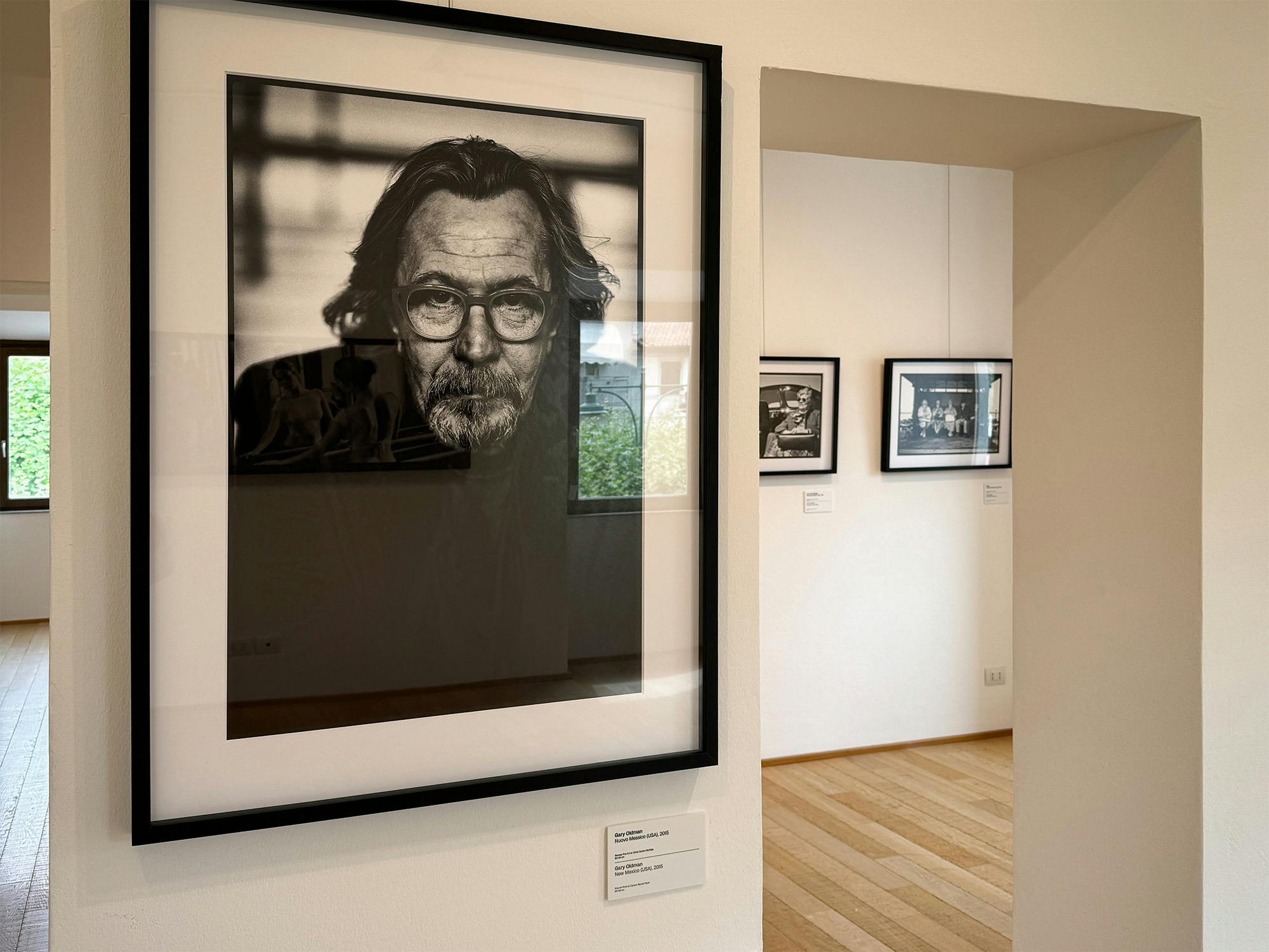 Le foto di Peter Chelsom esposte al Fortino di Forte dei Marmi