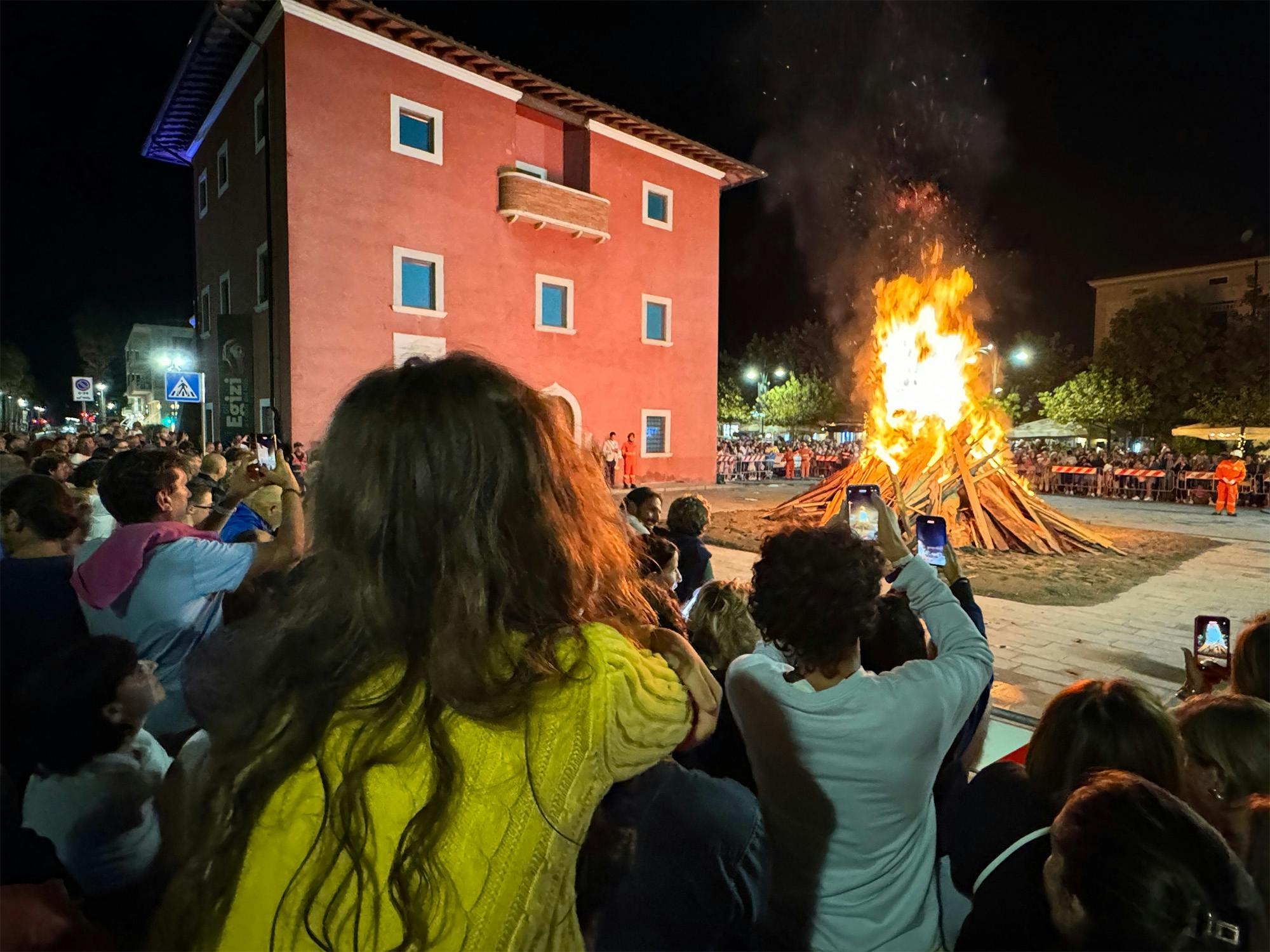 La tradizionale Focata alla vigilia di Sant'Ermete