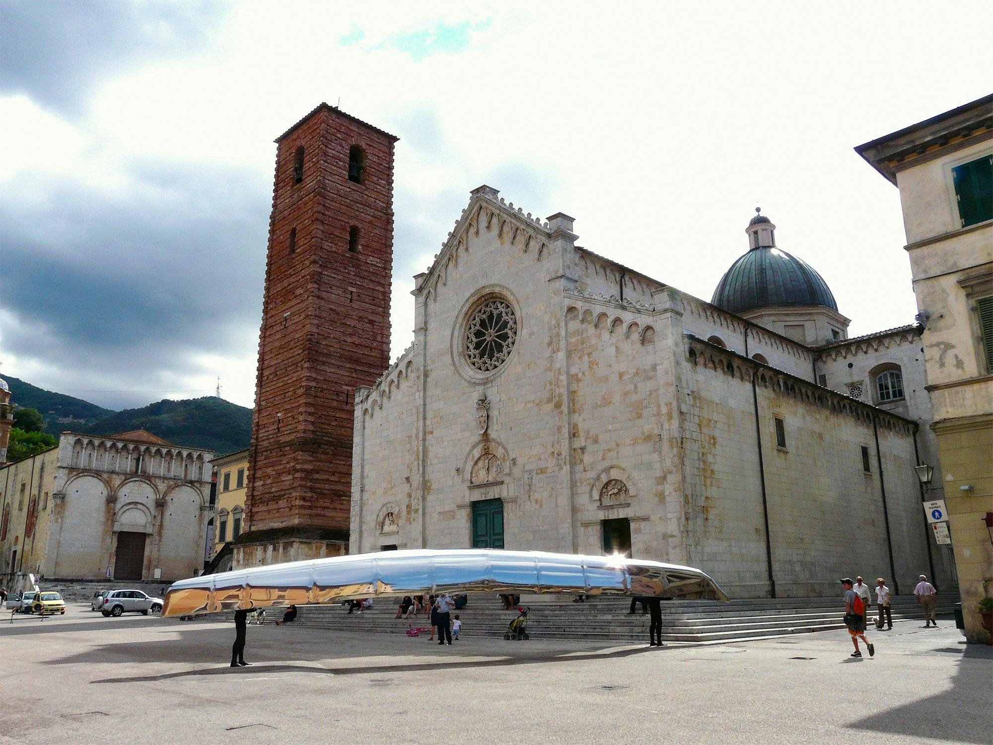 Piazza del Duomo di Pietrasanta