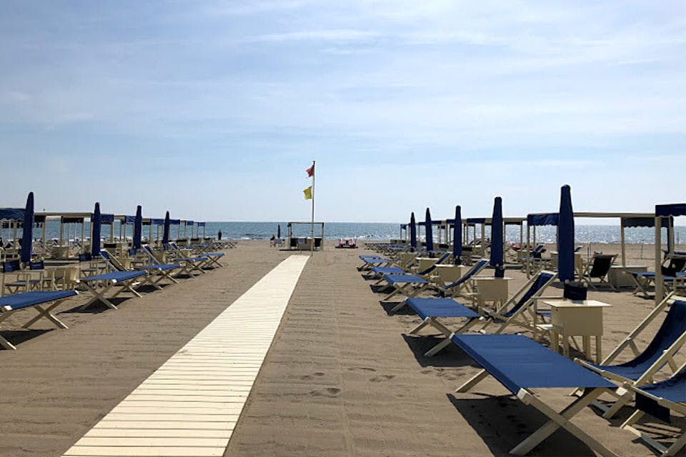 Bagno Montecristo levante
