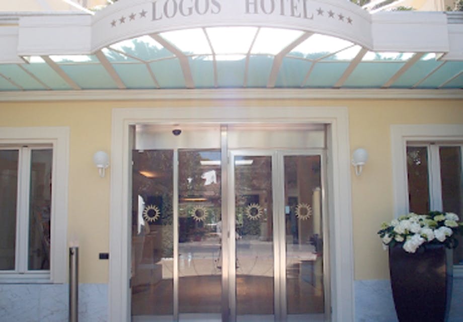Hotel Logos