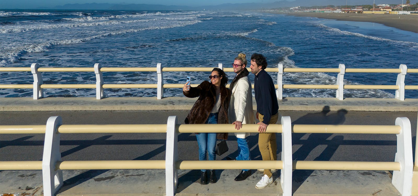 Forte dei Marmi, un selfie sul pontile Forte dei Marmi, un selfie sul pontile