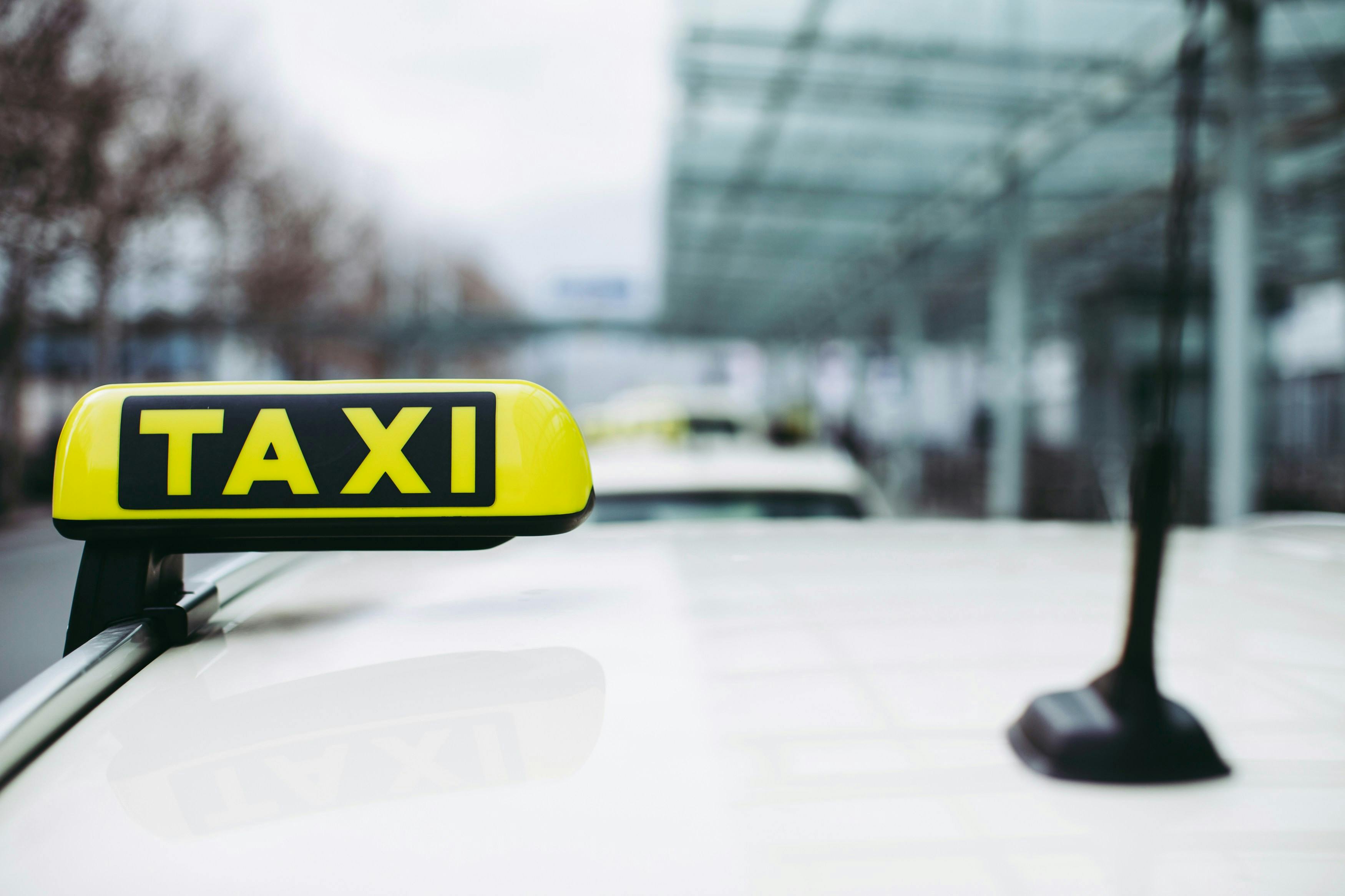 Taxi