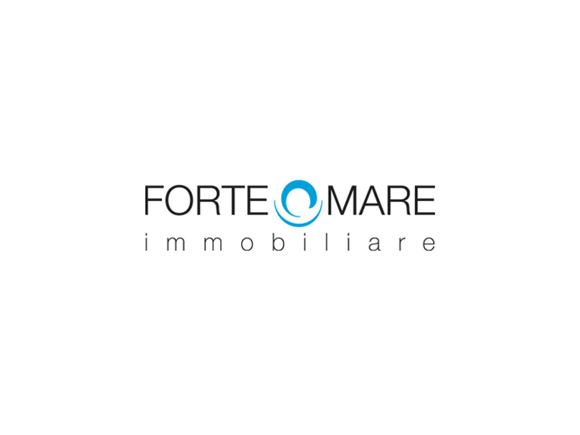 logo agenzia forte mare