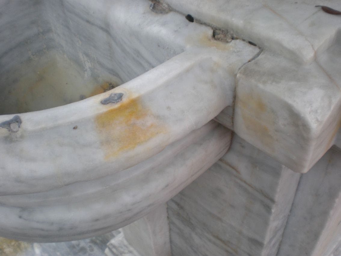 La Fontana di piazza Garibaldi prima del restauro