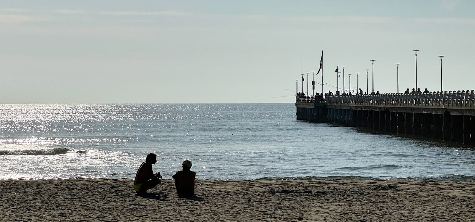 Al mare in una tiepida giornata di novembre Al mare in una tiepida giornata di novembre