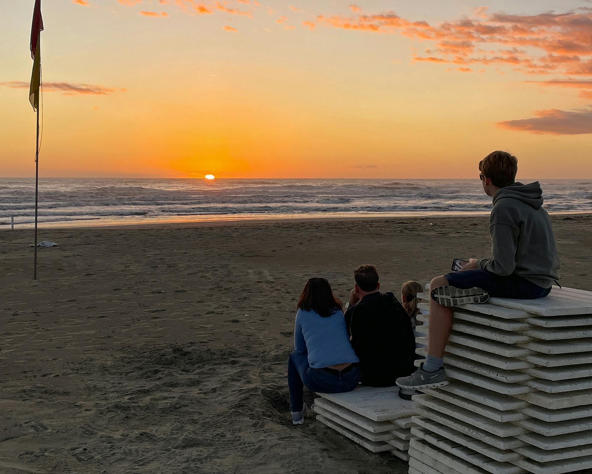 Tramonto d'autunno a Forte dei Marmi