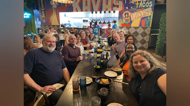 Tennessee, Arkansas, Mississippi and Louisiana leaders seated around a dinner table