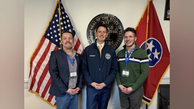 Volunteer Advocates meet with Tennessee legislators