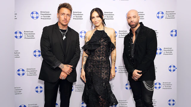Jacoby Shaddix, Tefi Pessoa and Chris Daughtry