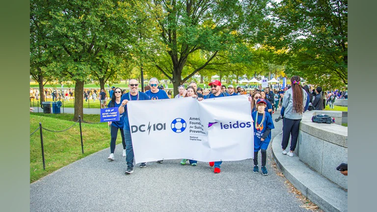 The Leidos + DC101's One More Light team leading the 2024 Washington, D.C. Out of the Darkness Walk