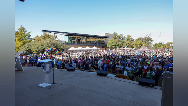 Walking #TogetherToFightSuicide
