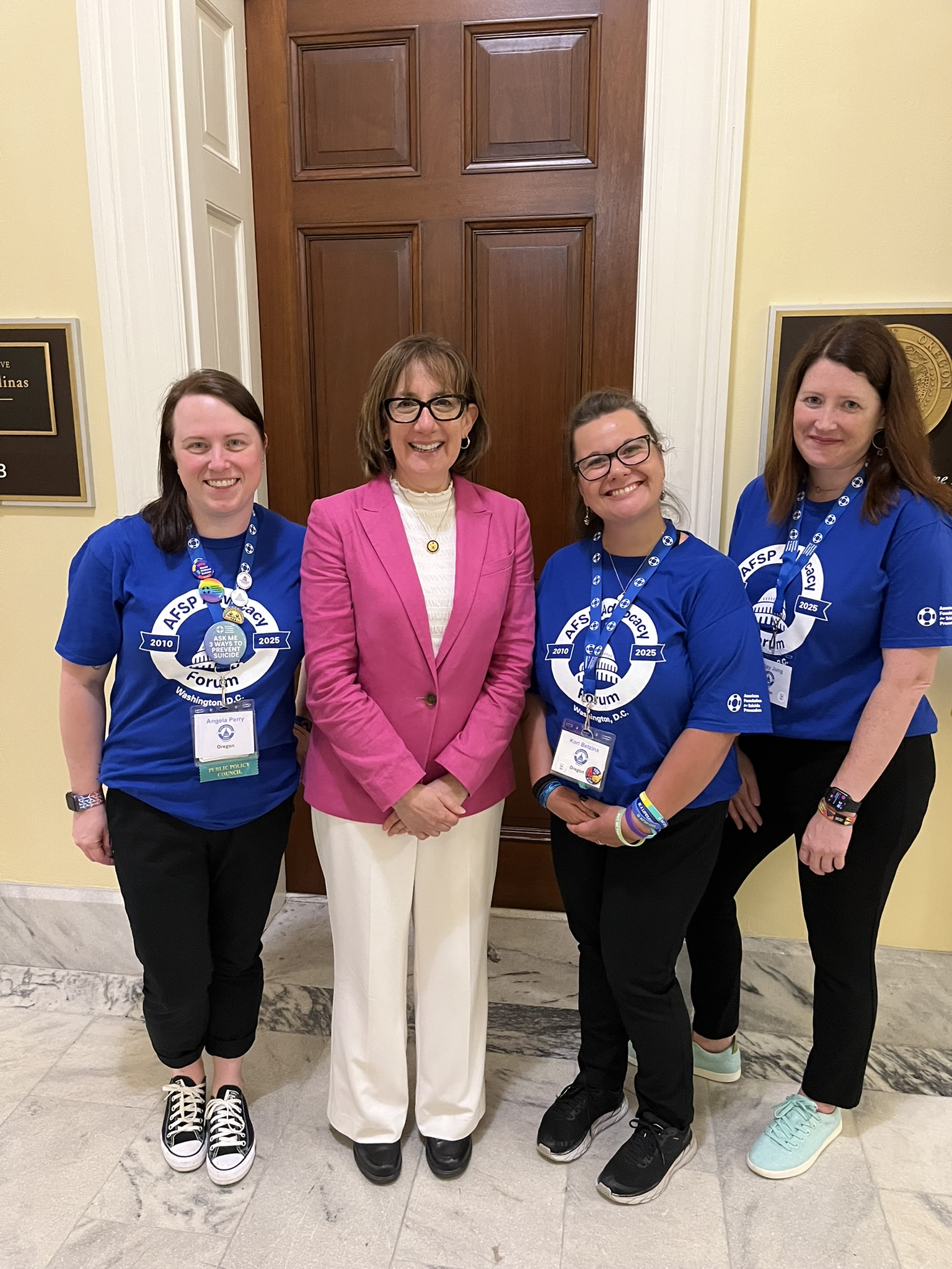 Oregon Advocates with Rep Salinas