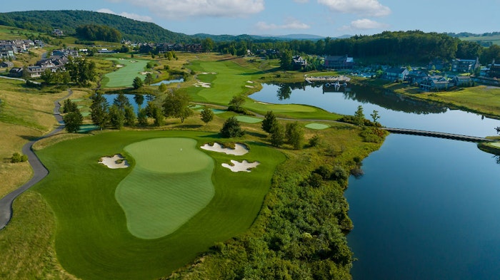 Silo Ridge Village Green 4