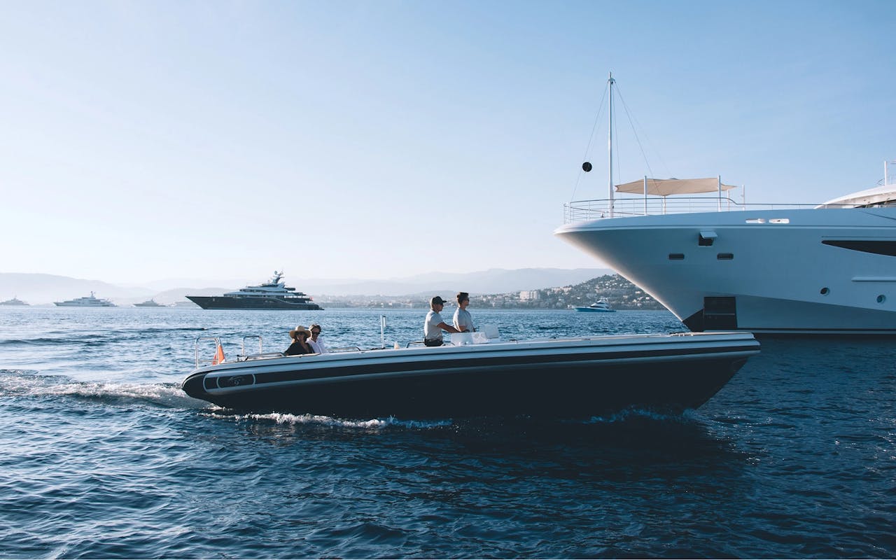Boat transfer