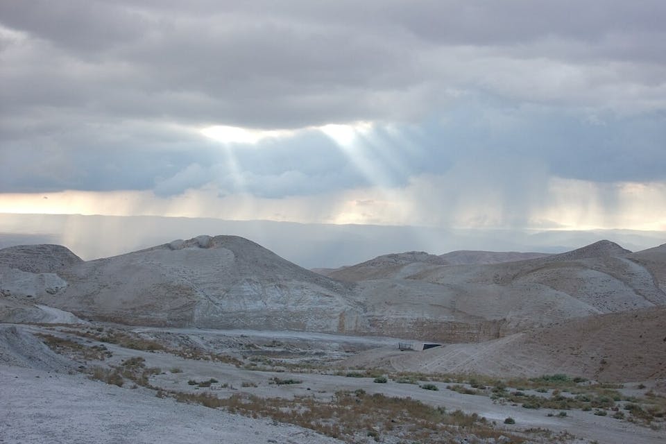Dror Feitelson, Rain over the Judean Desert. *Wikimedia*. PikiWiki_Israel_40609_rain_in_the_desert