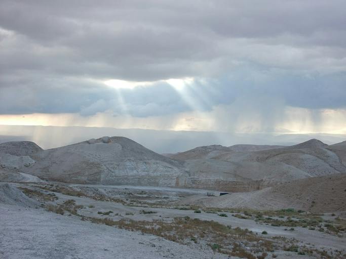 PikiWiki_Israel_40609_rain_in_the_desert