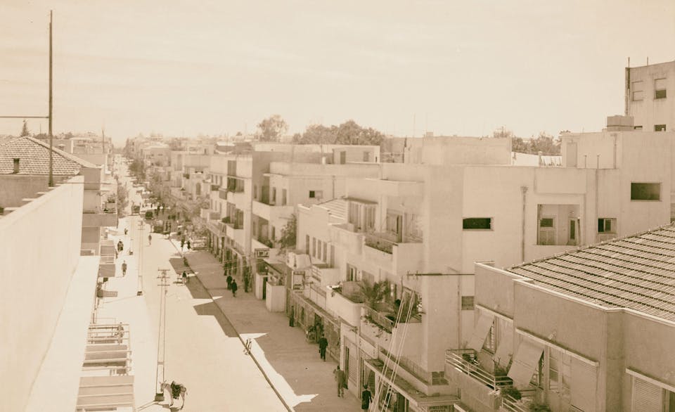 Tel Aviv Mythography