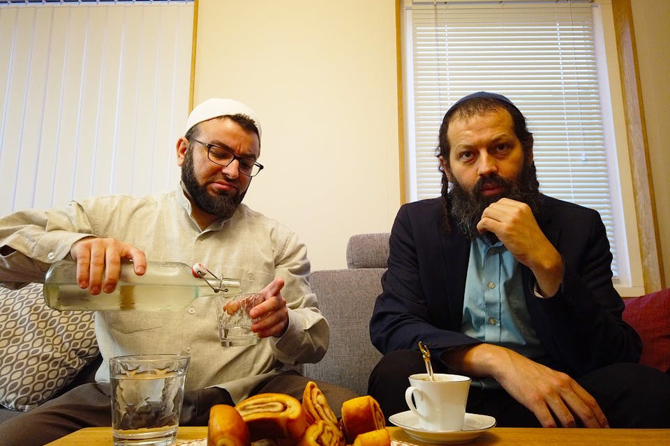 *Imam Salahuddin Barakat and Rabbi Moshe David HaCohen in the Swedish city of Malmö.* Annika Hernroth-Rothstein. Malmo Main