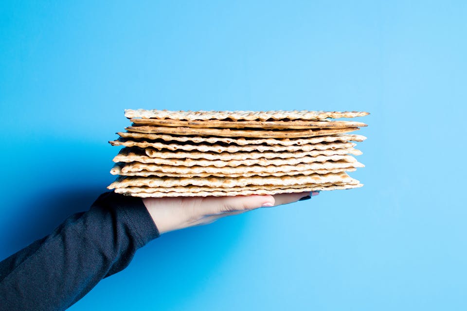 Andrii Kotelnikov/iStock. Matzah