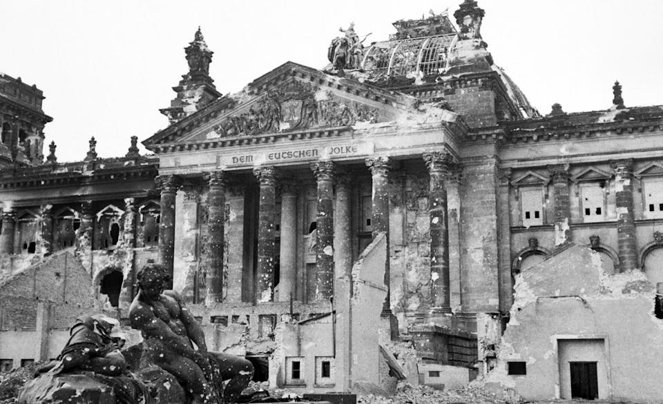 Reichstag Main