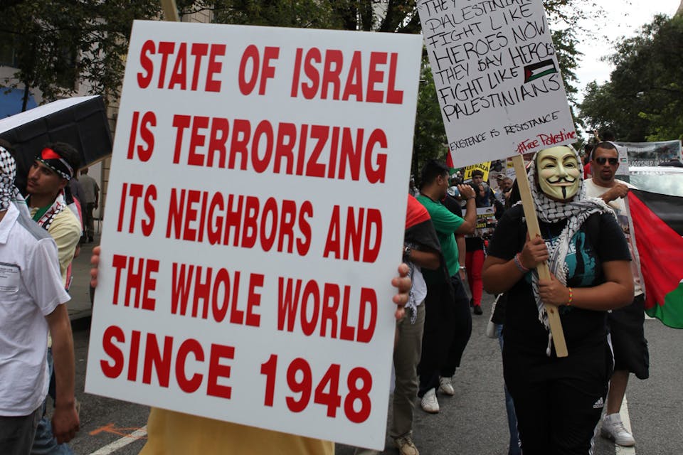 *Anti-Israel protesters in Washington D.C. on August 2, 2014.* Basri Sahin/Anadolu Agency/Getty Images. muravchik-main