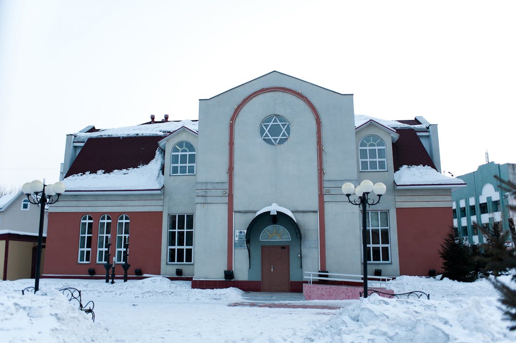A synagogue is pictured on March 11, 2011 in Birobidjan City, administrative center of the Jewish autonomous region, Russia.  AFP PHOTO / ANNA YEROSHENKO        (Photo credit should read ANNA YEROSHENKO/AFP/Getty Images)