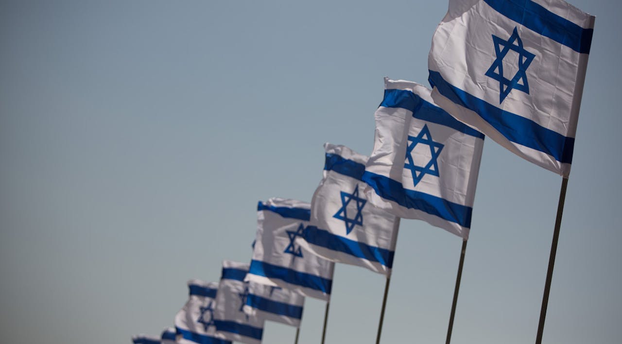 *Israeli flags in Jerusalem on April 21, 2015*. Yonatan Sindel/Flash90. Gordon-Main