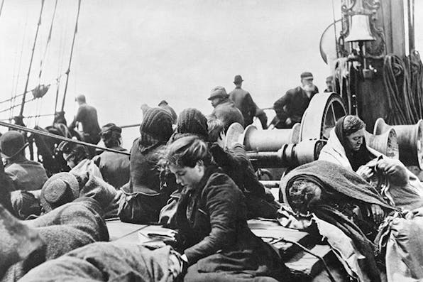 Great Wave Boat Jews