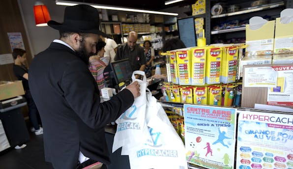 Shopping-Jew-Main
