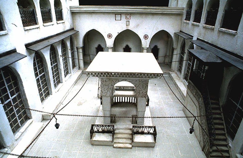 synagoguemodel1