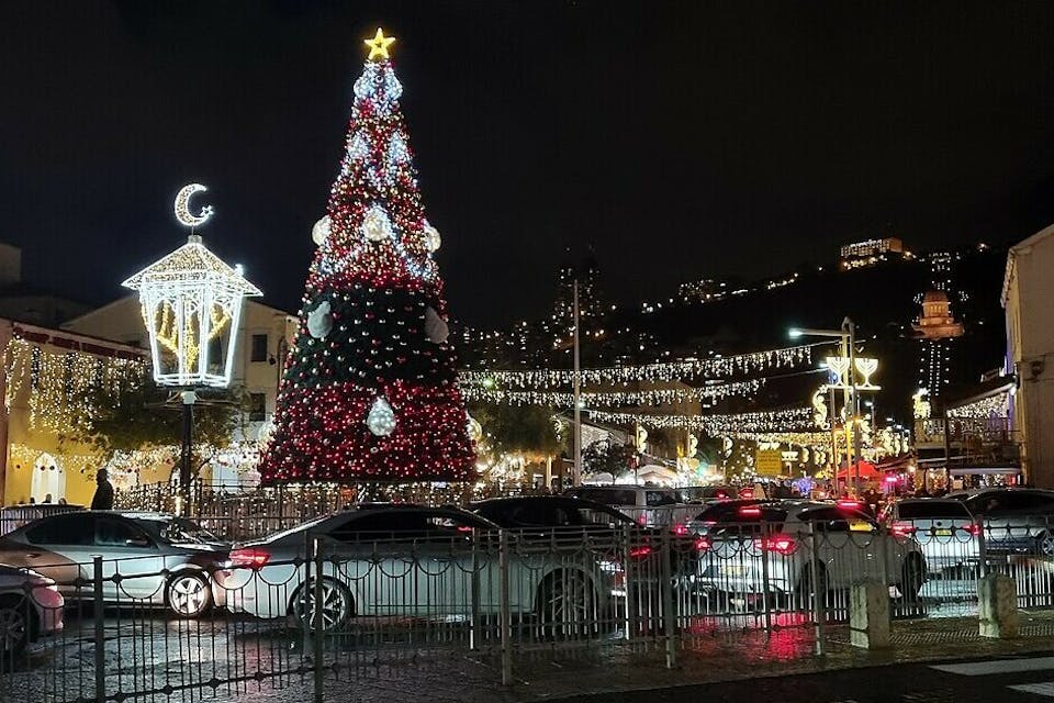 Christmas decorations in Haifa, 2021. *“Bar” via Wikimedia*. 959px-Holiday_of_Holidays_festival_2021