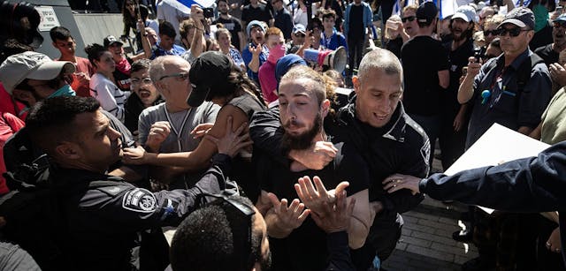 Protest-Podcast