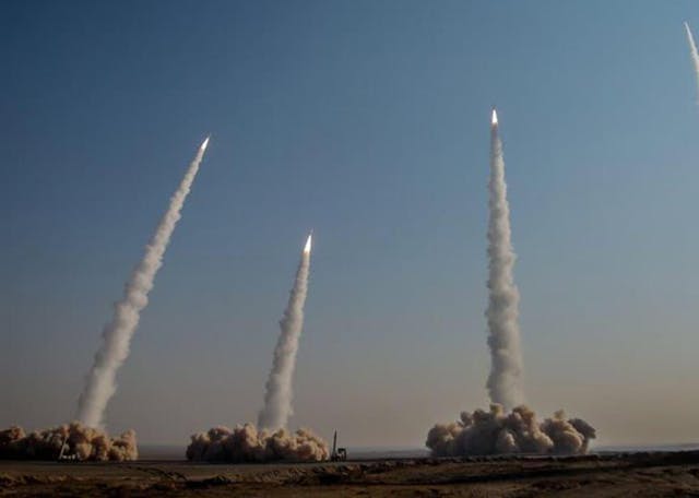 Iran conducts drill at Great Salt Desert in the middle of the Iranian Plateau