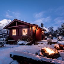 winter-cabin