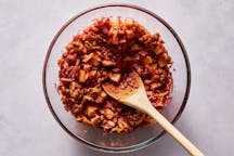 apple-and-walnut-charoset-recipe-2122293-step-04-b384fc9919814a9e92ee21e919c93985