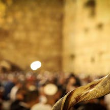 Shofar,And,In,The,Background,Religious,People,Pray,At,The