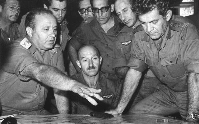 0-111110-רג-640×400