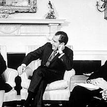 Meir,_Nixon_and_Kissinger_-_Flickr_-_The_Central_Intelligence_Agency