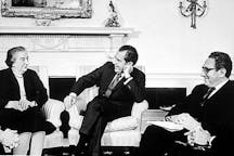 Meir,_Nixon_and_Kissinger_-_Flickr_-_The_Central_Intelligence_Agency
