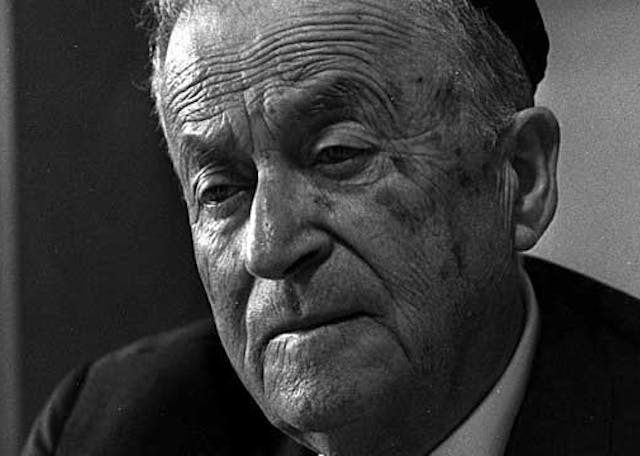 פורטרט_ש_י_עגנון_(cropped)