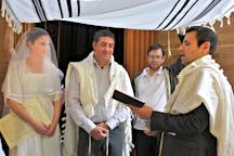 what-is-meaning-chuppah-jewish-wedding-ceremony-canopy-prayer-cloth