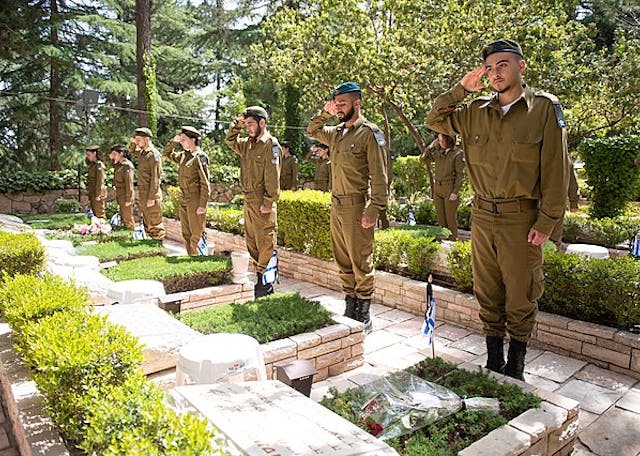 Yom_Hazikaron_2022_V