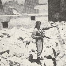 Arab_Legion_soldier_in_ruins_of_Hurva