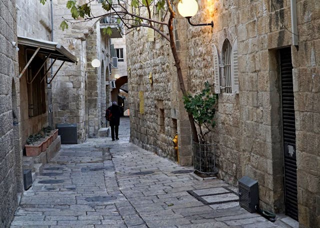 JewishQuarter-SoloveichikJLM365