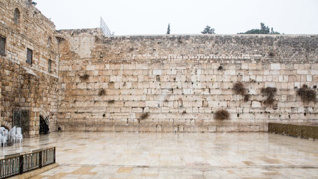 The,Western,Wall,In,Jerusalem,,Empty,Of,People,During,Snow