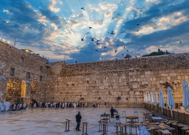 Beautiful,Sunrise,At,The,Western,Wall