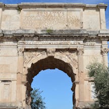The_Arch_of_Titus,_Upper_Via_Sacra,_Rome_(31605340150)